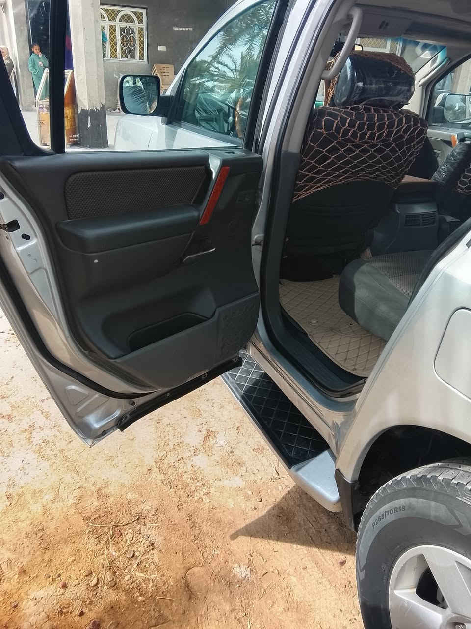 السلام عليكم ارمادا للبيع موديل 2006 خليجيه رقم بابل انكليزي محرك وكير وحداديه خير  من الله تبريد ثلج مصبوغه احزام اثر جراد بيه منضومة غاز السعر 95وبيها مجال بسيط العنوان بابل محاويل ***********/*********** السيارة بسمي
