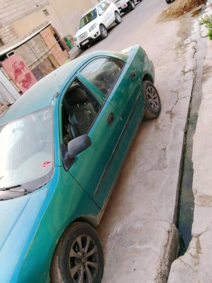 مازدا ٣٢٣ بسم ابن اخي سيارة حلو محرك جديد اطارات جديدة مجددة بي كاربون بنزين مكاني موصل حي عدن مطلوب عليها ٣٠ ورقة بي مجال بسيط رقم الهاتف *********** / 0751894995
