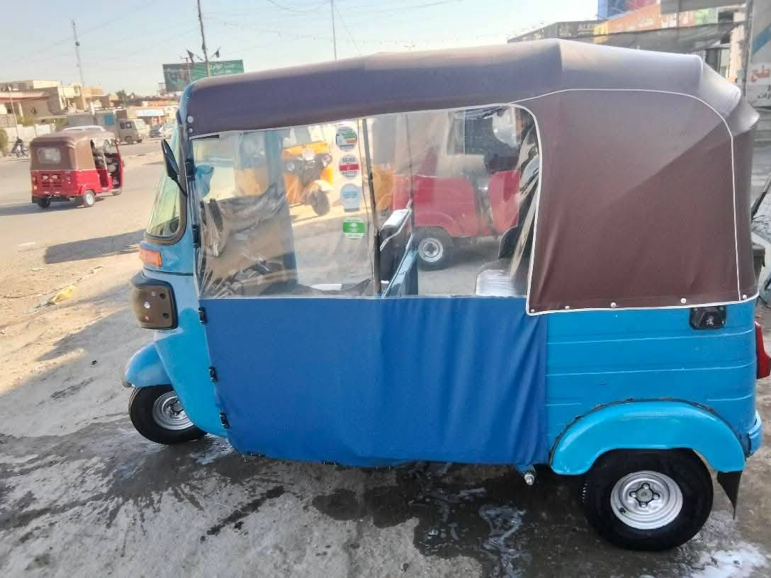 السلام عليكم تكتك للبيع موديل 20شهر 11مكينه خير من الله وكير خير من الله سنويه بسمي ورقم انكليزي تحويل ثاني يوم السعر 7.250ملاين رقم الهاتف ***********
