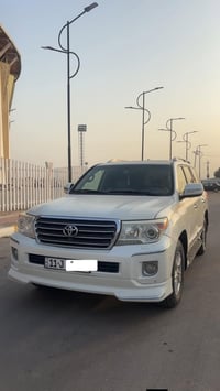 لاندكروز بريمي • ٢٠١٥ • رقم بغداد