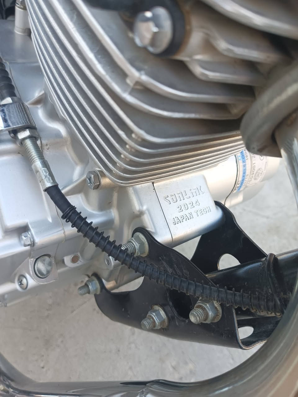 سلام عليكم دراجه سيفان مديل 2024 دراجه نضيف السعر 650 وبيه مجال مكان الدراجه صراجق وهاذه رقمي ***********
