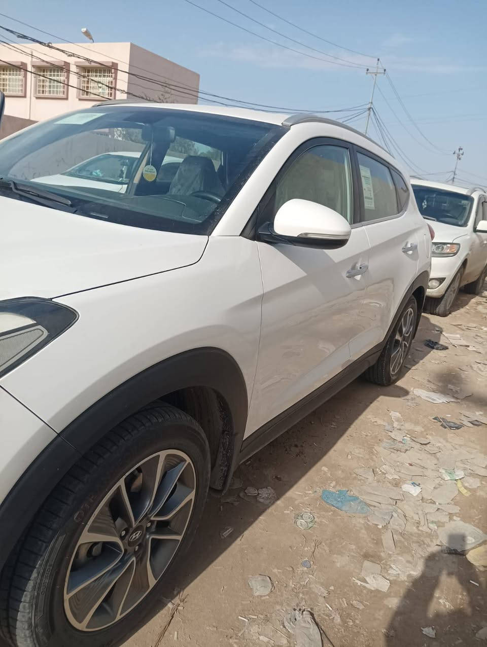 توكسان موديل 2018 خليجي أربيل شاشه كامره خلفيه نيكل رقم *********** سعر خاص
