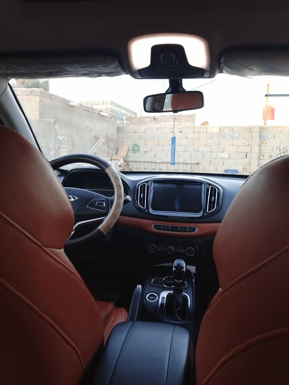 السلام عليكم سيارة للبيع تيكو 7 سفن موديل 2020 سيارة مكفولة فول مواصفات 4كامرات دوارة+ارباكات+حساسات+شاشه+تبريد قطعتين. حداديه واحد على واحد.
السعر 135 وبيه مجال لشراي 
***********
