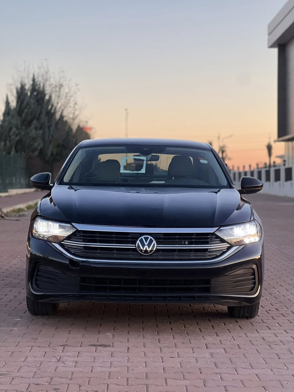 فولكسفاغن جيتا ٢٠٢٤ داخلي كريمي 
حادث كلش خفيف

ضرر السيارة جملغ  صبغ وبونيد امريكي بدون دواخل ايرباك دكمة سستم شركة ١٠٠٪؜
السيارة كلش حلوة و نظيفة 

رقم الشاصي مع الصور
رقم كاتي تترقم شمالي

مكفولة من كير و محرك و كهربائيات

و ب سعر(142) ورقة و بيها مجال للطيبين

مكان السيارة
 عقره بين اربيل وموصل
وتساب :***********
كورك ***********
