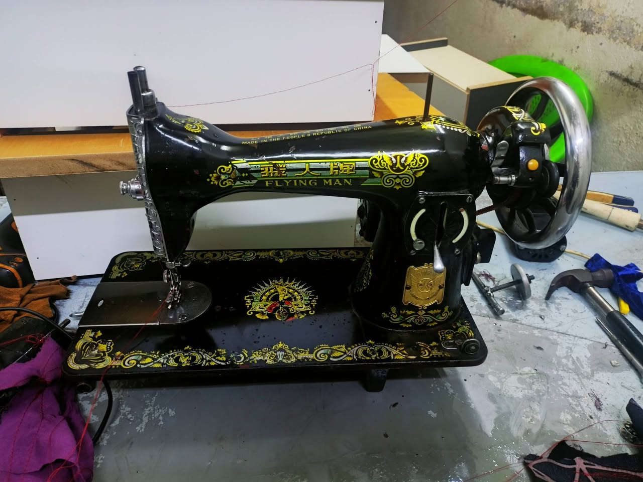 مكينه ام ولد اصليه باب اول مال ثمانينات اسواق مركزية صوت كاتم خياطه كل أقمشه شرط الفحص
***********.    🦚    .***********
