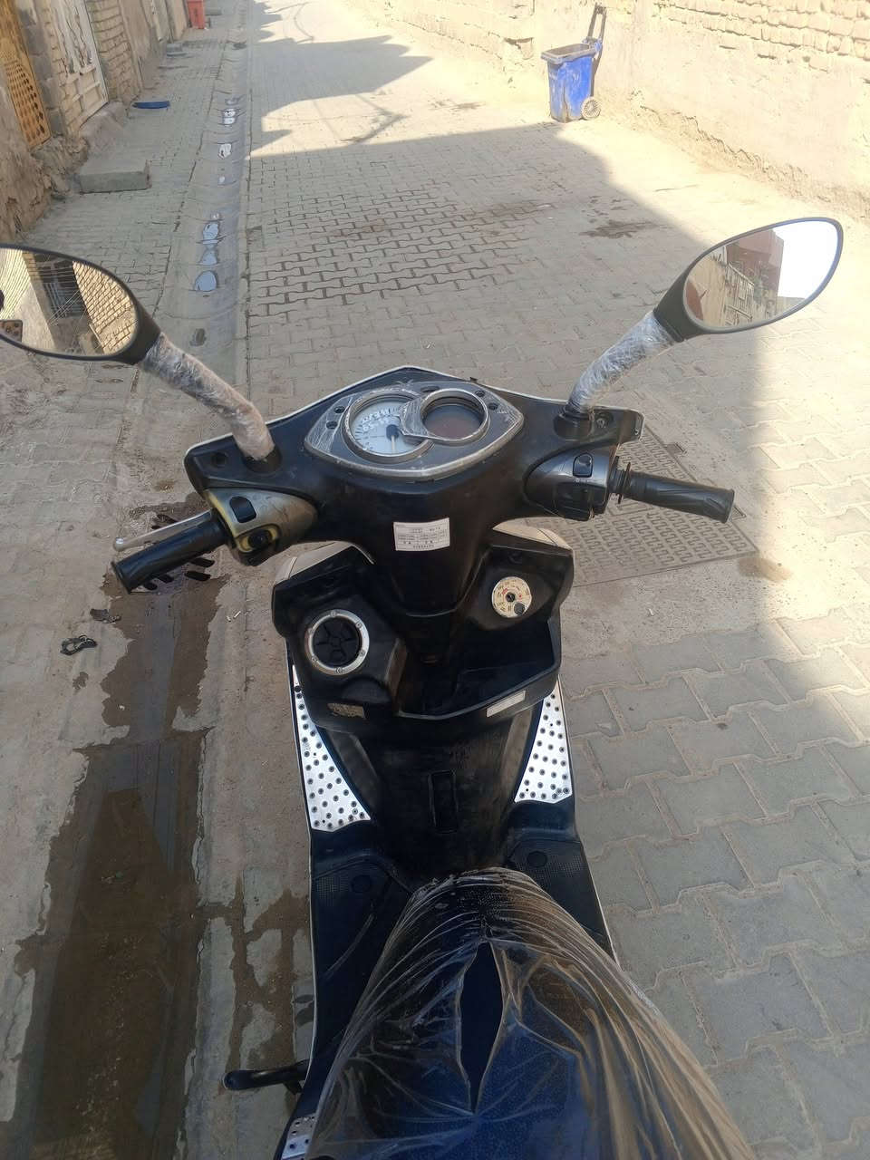 اسلام عليكم
للبيع دراجه سكنس فحل كابريتر 
دراجه نضيفه ومابيهة نقص كهربايات كلهة شغاله سلف هورن اشاير لايت عالي ناصي قفل 🔒 سترين قفل 🔒 جنطه 
اوراق بسمي كامله المكان بغداد حي اور


**إذا كنت صاحب هذا الإعلان وتريد حذفه لأي سبب، رجاءا أرسل رسالة إلى الدعم الفني**