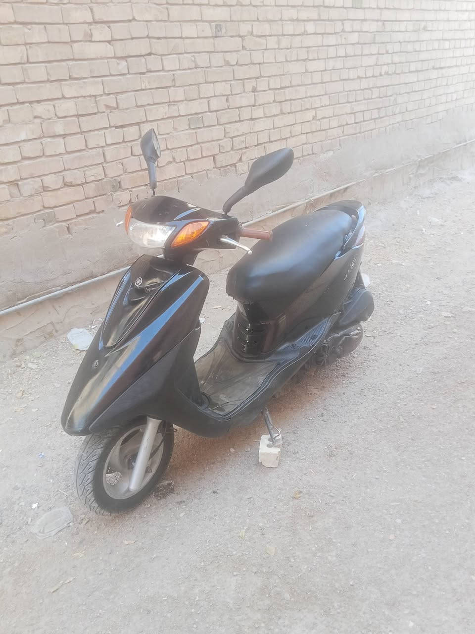 دراجه بريز لايت عالي نوزل نظيفة  سلف هندر كهربائيات كلها شغاله سكليتر خطين  مكينة بلاديه ناعمة اورقها كامله مكاني الشعب سعرها 500 التليفون ***********
