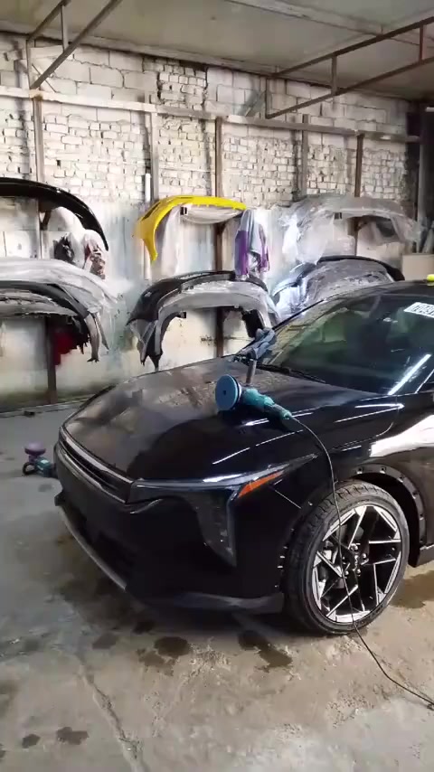 سلام عليكم شباب اني خلفة مال بولش ومال تجهيز صبغ حراري للسيارات وليحب اطلع اشتغل ويا يتفضل يراسلني او يخابرني علواستاب ***********  وميكون خاطرة الة طيب واني اطلع اشتغل ابوميتي
