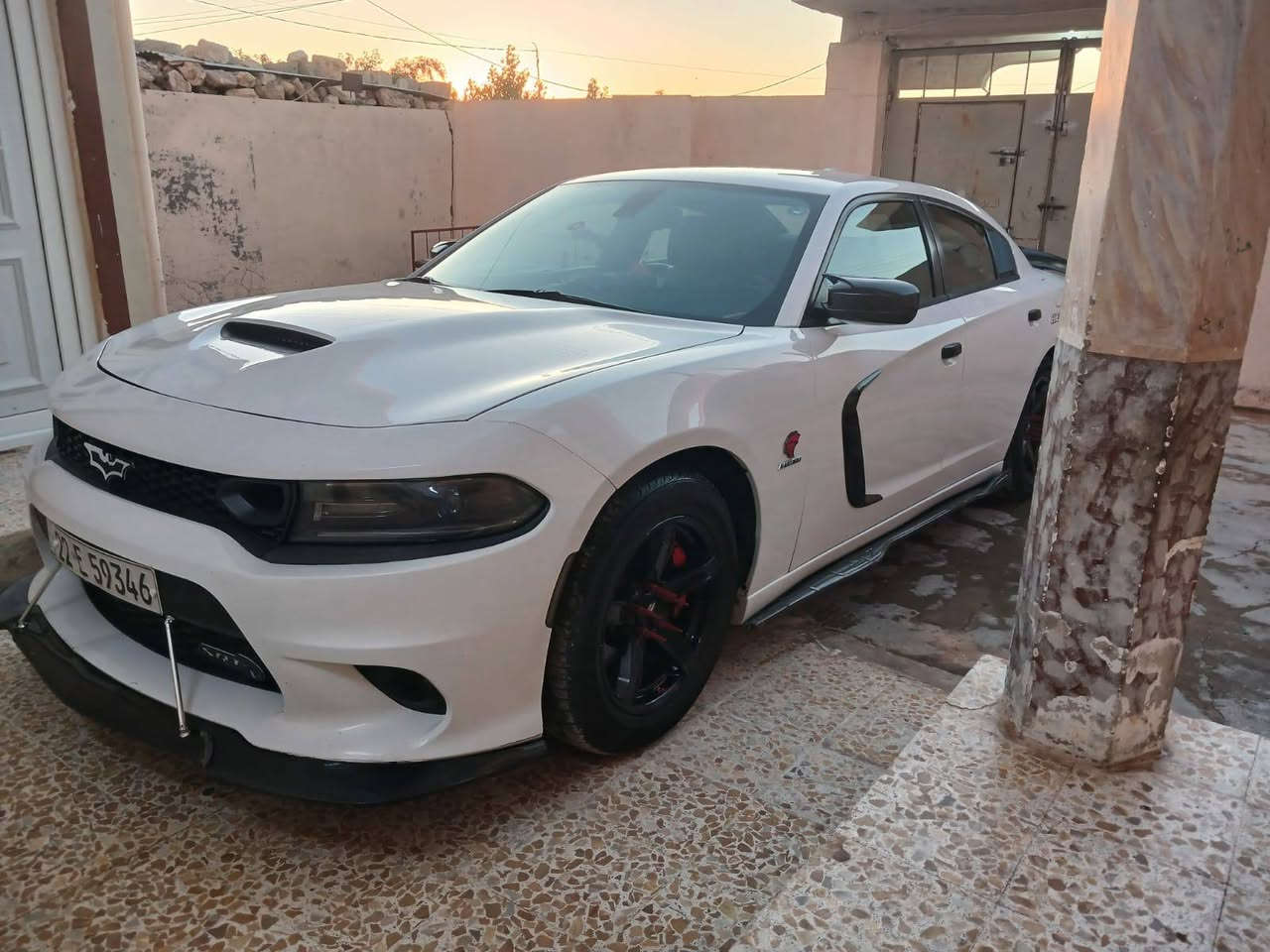 جارجر 2016
كلين 

ارتي 5700

شاشاء كاميرا خلفية 

كشنات جلد

محرك مامفتوح

سيارة مبرمجة 

سيارة علية بنكة اضافية يعني انسة حماوة 

ملاحظة سيارة بنيد محدثة ابوفتحة 

***********

سعر  210 بي مجال
