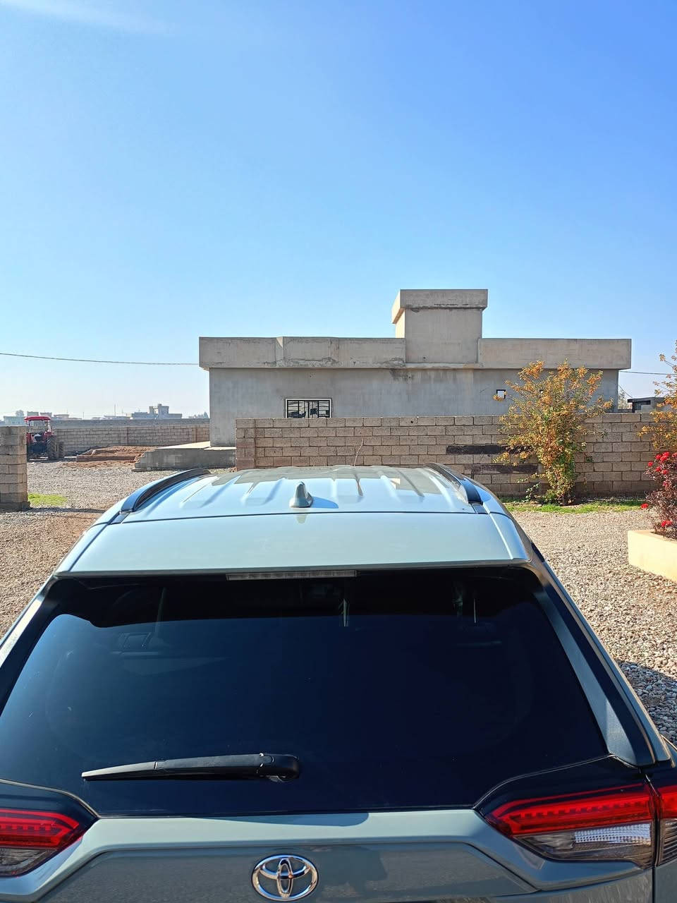 للبيع راف 4 موديل 2023 مواصفات XLE
السعر : 255  
الون: سمنتي المرغوب
الضرر : لا يوجد سياره كلين 
المواصفات : 
_ تشغيل بصمه
_ شاشة كبيره
_ تحكم ستيرن
_ رادار امامي 
_قياده ذاتيه
_ تحديد مسار
_ هاند بريك بصمه
_ 3 انظمة قيادة 
_مانع انزلاق 
رقم كركوك دولي :شرط التحويل 
العنوان : كركوك قضاء الحويجه
للاستفسار : ***********
