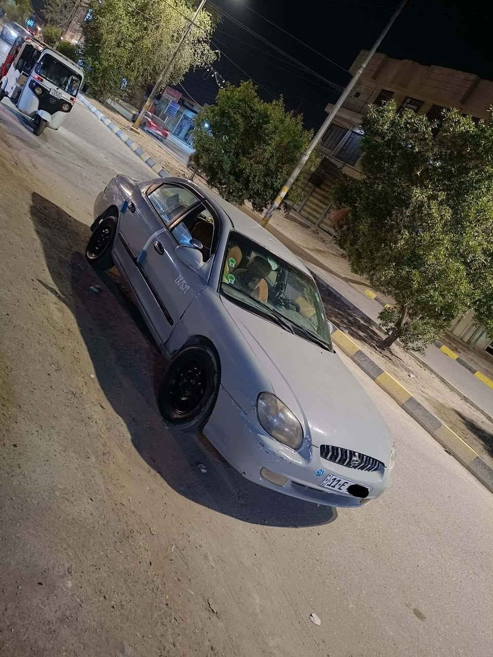 السلام عليكم ورحمة الله وبركاته
سوناتا وفود ٢٠٠١ رقم بغداد 11 تحويل مباشر شرط 

محرك ٤ سلندر 

كير عادي 

تخم تاير جديد 

لون مميز اسمنتي  داخل نظيف جدا 

بيها شاشه اندرويد اصليه 

صدر جديد أمامي وخلفي 

سنتر لوك  شغال السياره ناعمه ونشطه خير من الله 

بيع أو مراوس حسب القناعه شعندك نزل 

مكانها بغداد ابو غريب 

للتواصل رقمي ***********
