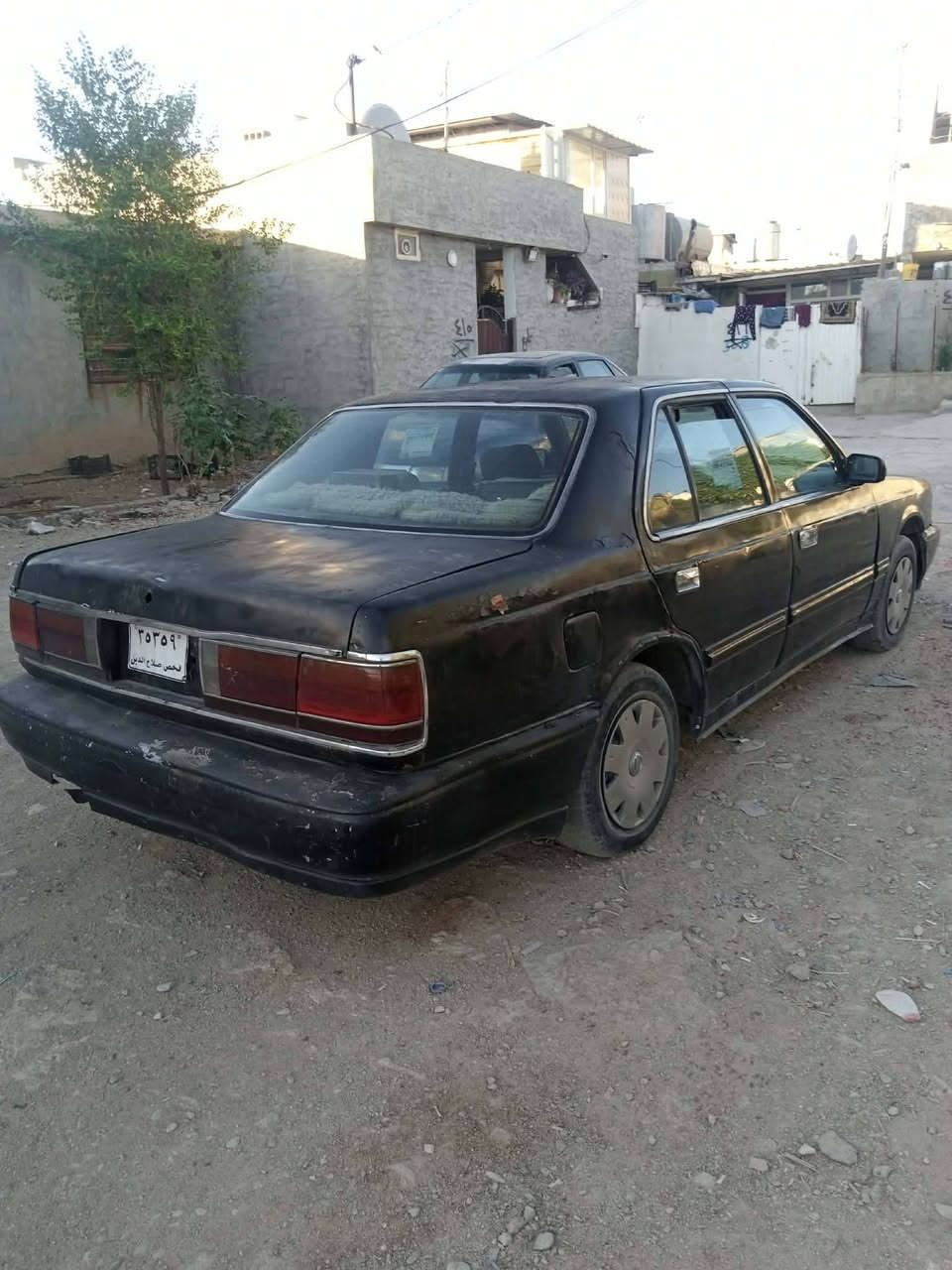 سەرەتا بەناوی خوای گەورە سەیارەیەکم بۆ هێناون ماڵی فقیر مەکینەی مازدای لەسەرە دو وەرەقەی سەنەوی لەگەڵە فڵچەو لایتو مەکینەو موسو بڕاوە بەشەرت سعر 8 وەرەقەو مەعامەلە***********
