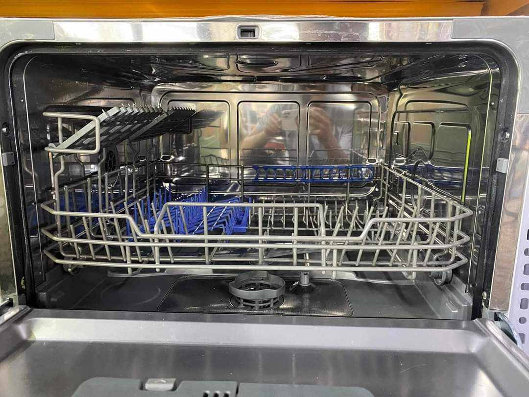 غساله صحون المانيه 115الف مع التوصيل


**إذا كنت صاحب هذا الإعلان وتريد حذفه لأي سبب، رجاءا أرسل رسالة إلى الدعم الفني**