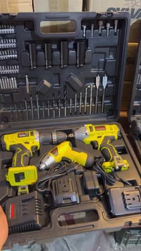 جنطة دريل كاملة • ٢٤ فولت بطارية • بدون فحم