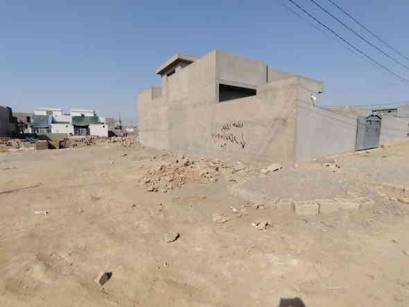 قطعه للبيع 150م زراعي ارجيبات شركة طارق بصف اركن كدامها ساحه تبعد عن  الرئيسي 15 متر سعر المطلوب 25 ومجال بصيط
***********
