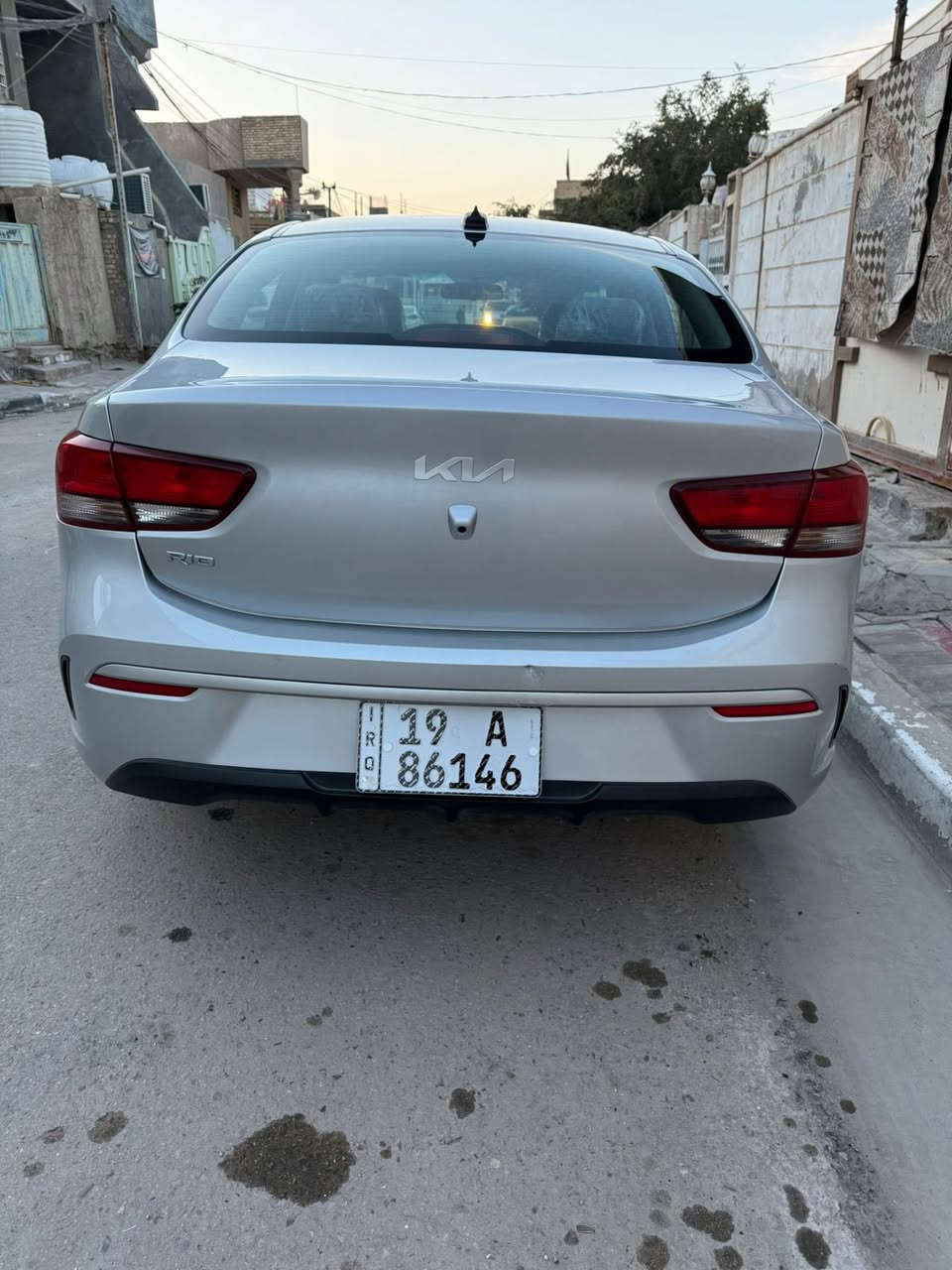 السلام عليكم
كيا ريو 2023
سياره جديده اخت الزيرو 
محرك 1600دوش دبل نوزل 
رقم كربلاء بأسمي تحويل ثاني يوم 
سياره جديده ضرره جاملغ امامي وراجع ع بارد بدون قطره صبغ صور حادث مالت امريكا موضح بلمنشور 
مكان كربلاء 
السعر 125وبيه مجال بسيط وماكو هيج سعر بنسبه نضافته وضربتها 
***********
