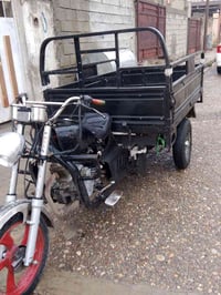 عندي هاي الستوتة للبيع موديل 16نضيفة اي عيب ما بيهة سعرهة خابرني او تد...