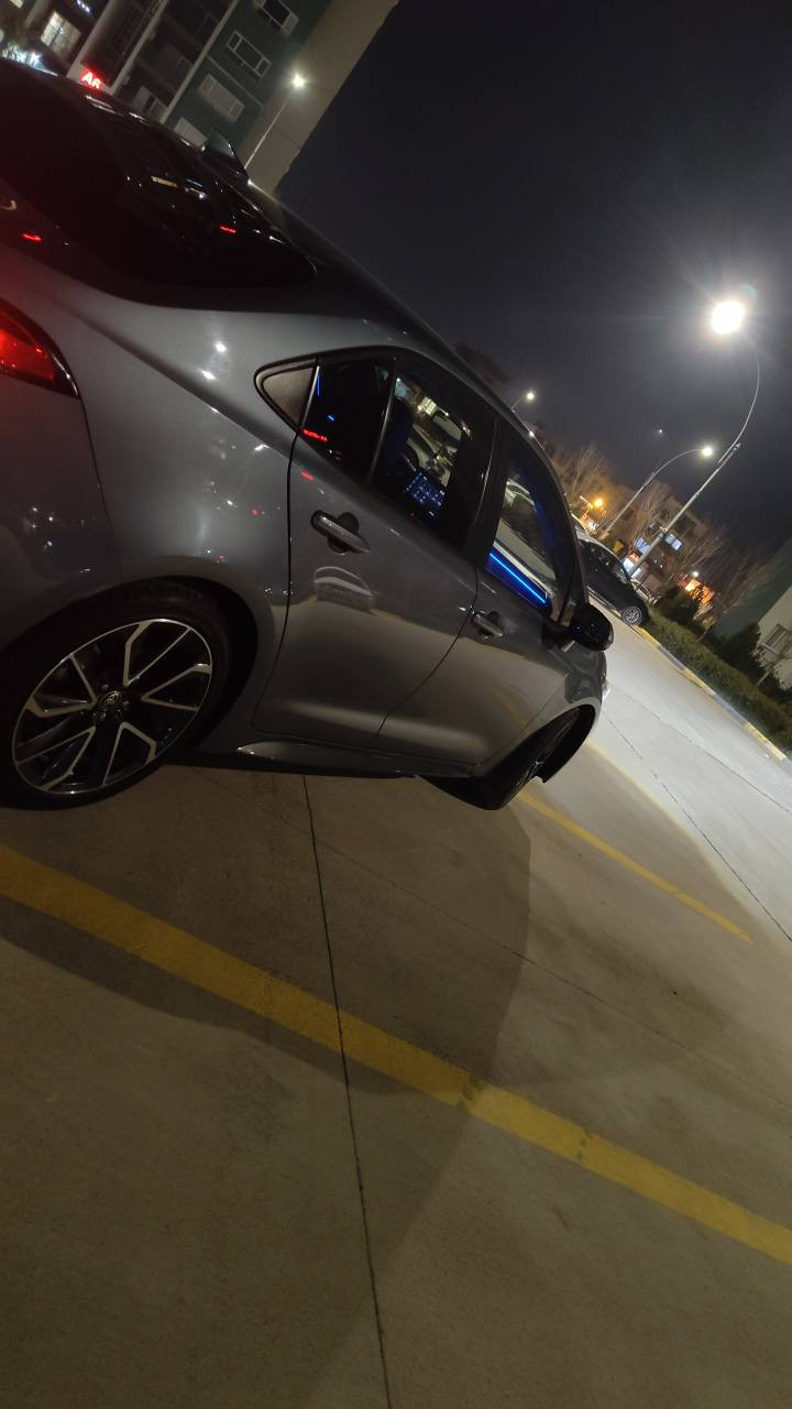 تیۆتا کرۆلا ڕەنگ نەوتی مۆدێل 2022 بۆفرۆشتن 
سەیارەکەی پاک و جوان بێمەسرەف ماڵی دۆست 
سەیارەکە کامل مواسەفات تەنها سڵایت و بەسمە نیە 

ماوەی ساڵ و نیوێکە لای خۆمه سێرڤسی کاملی بۆکراوە هەموو شەش مانگ جارێک
تایەی تازە پاتری تازە 
سەیارەکە بێ بۆیاخە تەنها پەڵەیەک 
پێشوو دوا کەپس بێ ئارباگ

مواسەفات se pluss
ڕەقەم و سەنوی تازە 
هەموو گیانی بەشەرت 

سەیارەکە لەسلێمانیە بۆزانیاری زیاتر پەیوەندی بەم ژمارەیەوەکە
*********** السليمانية, العراق
