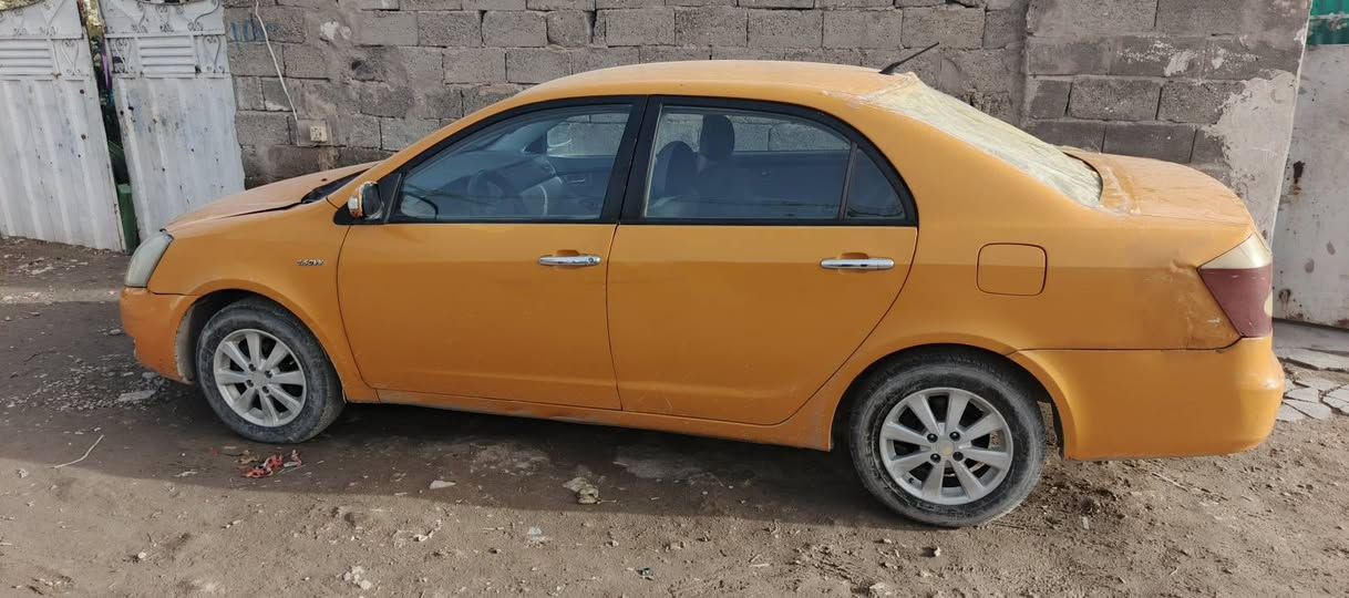 جيلي موبل fc2012 مكينه وكير جدد تخم تاير جديد دوخل حلو مسجل شاشه سستم صوت  رقم بغداد سنويه تخلص 2027 بسمي مصفره غرامات عليها هيئه فقط 70 الف كل نقص مابيها  بس الجامه الخلفيه مكسورة للبيع فقط! السعر 28 وبيها مجال قليل مكاني بغداد الشراي يخابر *********** بي واتساب
