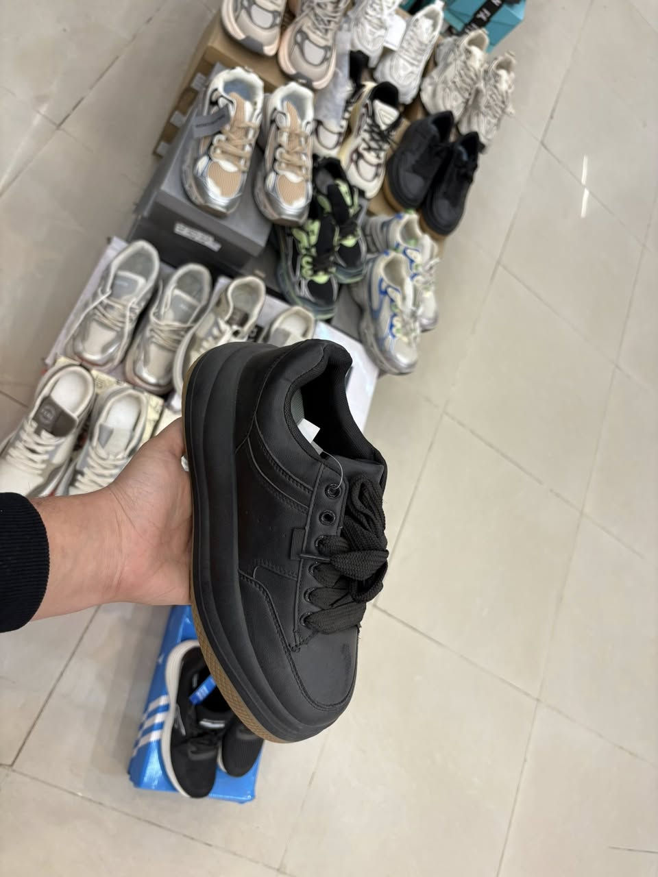 🔥 عرض خاص 🔥
بديت موسم الشتاء
احذيه شبابية عالية الجودة

💰 السعر:15,000الف فقط
📏 القياسات متوفرة جميع قياسات 

📍 العنوان:
بلد – مقابل دارة الجوزات
مجاور مكتبة التقى

📞 للاستفسار مراسلة الخاص أو واتساب
***********
