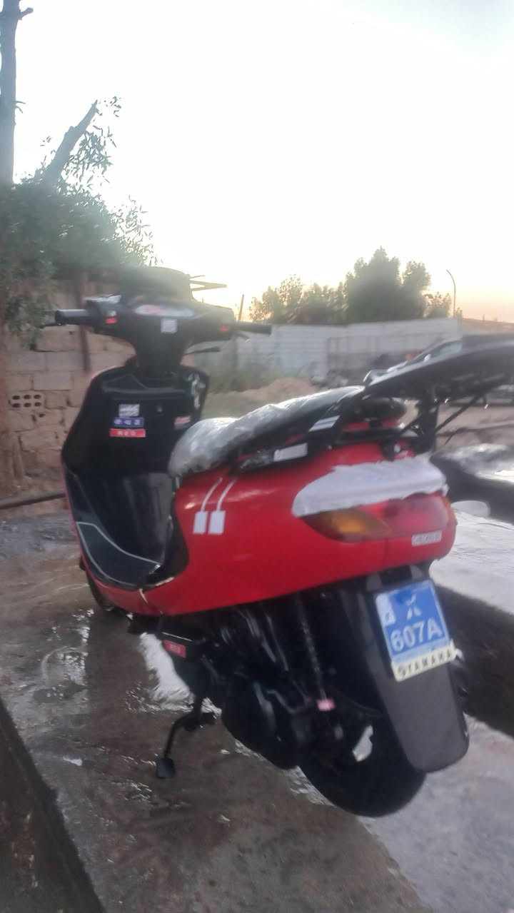 السلام عليكم دراجه فراشه للبيع فحل دسك مكينه نعومه فول شلعه ومعدل تخبل كهربائيات كله شغاله اشاير لايت هورن نكره سلف سعر 350 وبيه مجال عنوان دوانيه قضاء السدير ***********
