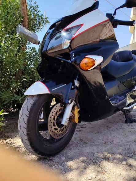 السلام عليكم
فورزه 06 للبيع
مستعجل ع بيعته الدراجه نفس الي بالصوره وانظف بعد
مكينه اتعهد بيهة مامفتوحه عن حلفت الله عندي التريشه الجوه مكسوره صفحه اليسره تاير خلفي جديد شاده بانزين كله محسن شلعه ومعدل خير من الله ولو مامتوازي ع فلوس مابيع أوراق كامله مكمركه ومدفوع كمرك والمنفيس موجود عارض ب1200 لل استفسار *********** بي واتساب
