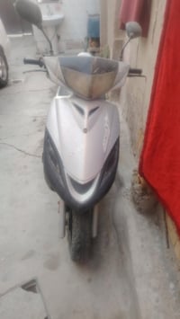 شغاله • مابيها شي • للبيع