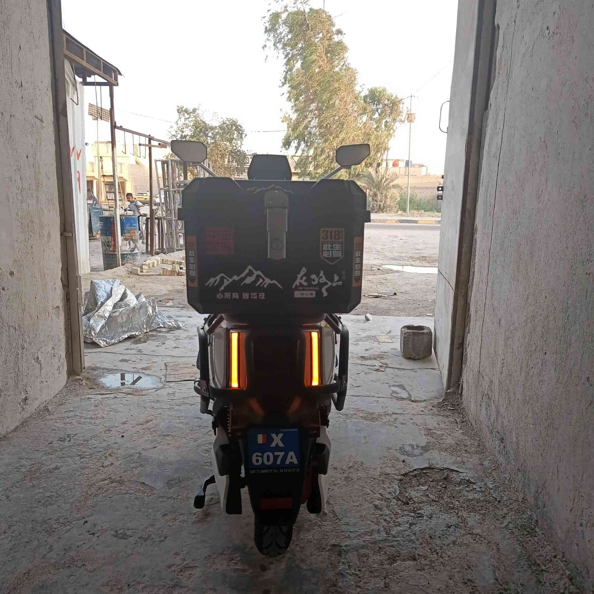 دراجه شحن 🔋⚡للبيع نوع الصاعقه ✅
مواصفات 🏍
مانع انزلاق 
مثبت سرعه 💯
اربع نمر سرعه 85✈️
حجم التاير12🚀
زنون عالي ناصي 
6 بطاريات كرافين 
32امبير 
72 فولت 
زر رجوع للخلف دراجه جديده استعمال قليل للتواصل اتصل او واتساب 
***********
*********** واتساب 
🚩مكان دراجه سبع البور الضباط ✨
