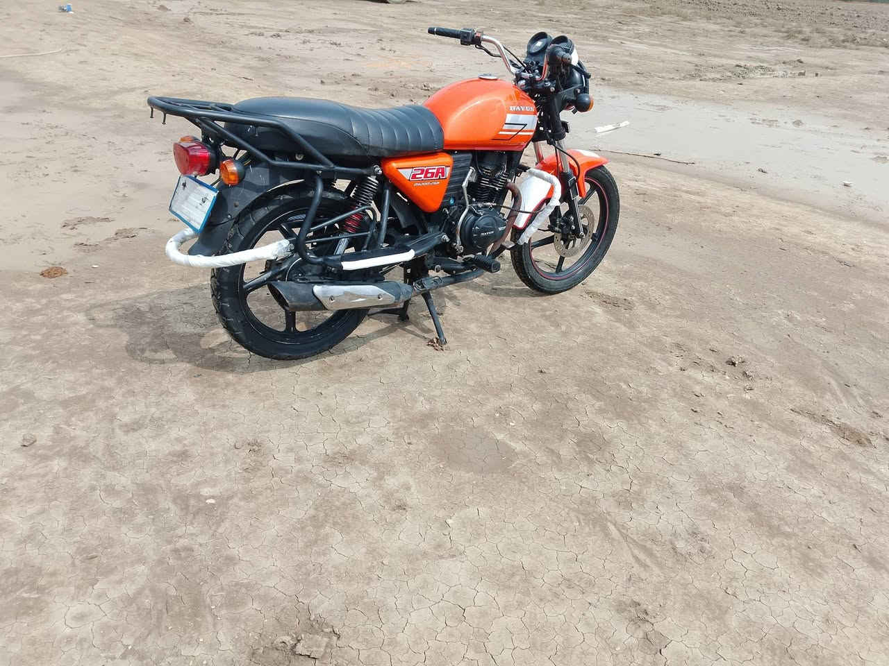 السلام عليكم دراجه دايون البيع موديل 2021طالعه بل،22ورقه بيهى مال كمرك مكفوله كفالة عامه شرط مامفتوح بيهى برغي تخم تاير توه مشدود، كهربائيات كلهى شغاله دراجه خرسى محرك 150ccشرط رزانه فول العنوان بابل رقم الهاتف ‏‪***********‬‏
