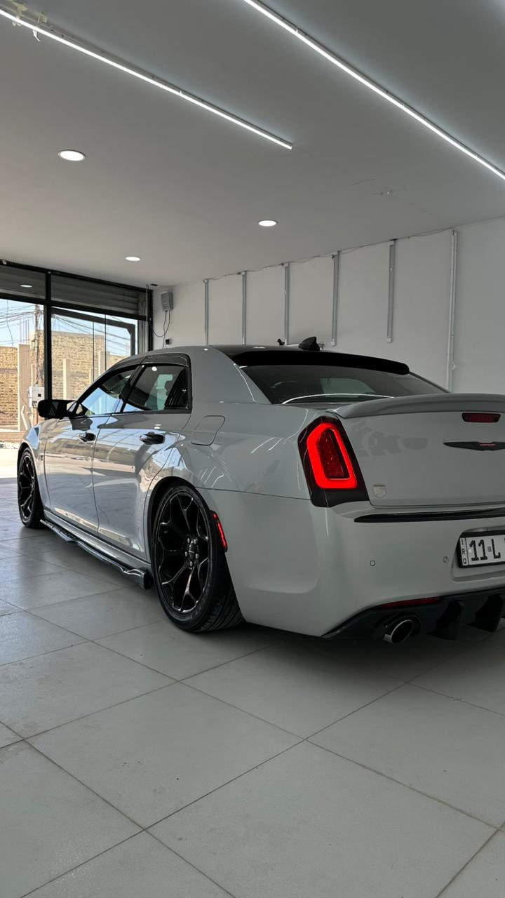 300$

#المواصفات :
• السيارة : كرايسلر اوباما S 300
• الموديل : 2022
• المحرك : 5700 ( ثمانية سلندر )
٢ العداد : 52 الف ميل حقيقي
• حجم الويل : ويل كب S حجم 20 اصل
غرفة السيارة : كشنات جلد اسود حظن مع تطريز S اصل قمارة بانوراما
• حساس امامي اصل
• حساس خلفي اصل
• حساسات ورادارات الاجتياز الجانبية (نقاط عمياء)
• شاشة كبيرة للتحكم في ايعازات السيارة
• كاميرا دوارة اصل
ا بصمة 2 للابواب مع بصمة تشغيل وتشغيل عن بعد شفتات بالستيرن للتحكم بلكير العادي
لايتات زينون عالي وناصي مع حاجب LED
كشاف دعامية زينون
ا تحكم فول كهرباء لكرسي السائق والراكب ا تبريد قطعتين امامي وخلفي
تدفئة لكشنات المقدمة مع تدفئة ستيرن
هيترات بالمرايا الجانبية
• السيارة جديدة وبوضع الشركة
كفاله السيارة من الغرق و الشاصي.
***********
