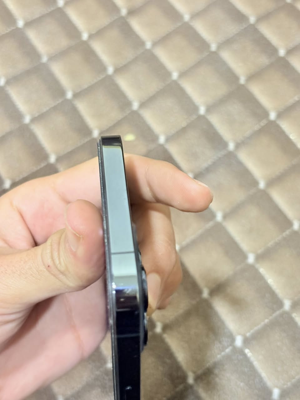 من رخصت الادمنية
سلام عليكم 12pro max
جهاز نضافتة كلش حلوة ايطارة مراية
كلشي مابي 
مستبدل شاشة وبطارية 
سعر ٣٧٥وبي مجال قليل 
رقمي :***********
واتساب فقط
