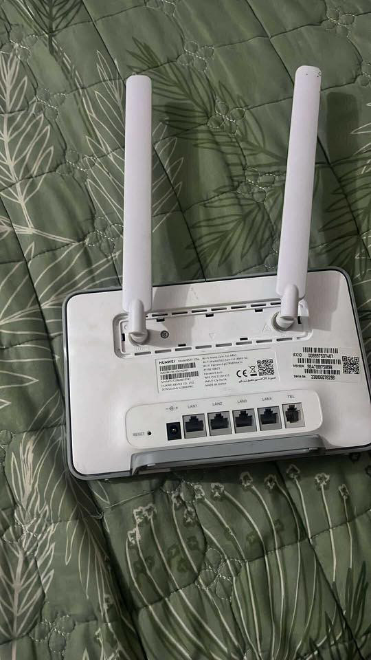 روتر زين 5g مستخدم شهر السعر ٨٠ وبي مجال شويه  للتوصل ***********
