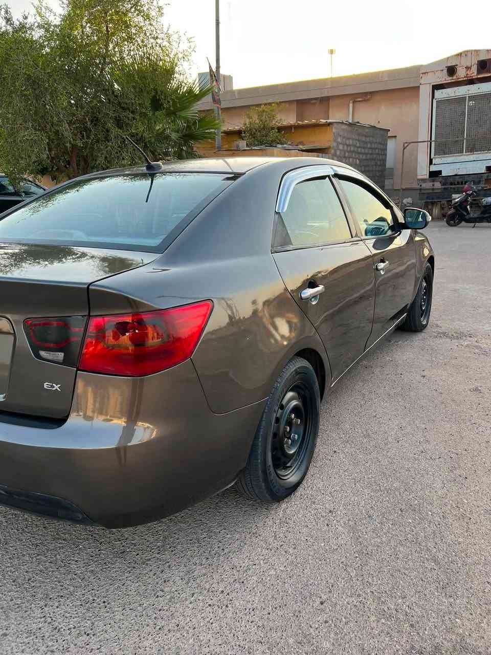 سلام عليكم فورتي 2010 وارد امريكي
مكينه 2000 دوش كير تبريد مكفولات
رقم بغداد سنويه ل 30
مصبوغه حزام اثر جراد 
حادث امريكا بابين صدر 
شواصي لغود مكفولات
السعر 86 وبيه مجال 
للاستفسار اتصال ***********
