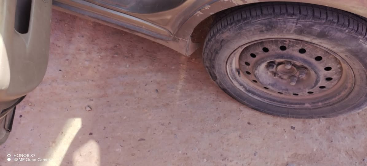 سلام عليكم نيسان اتيمه موديل 2006السعر 45بيهاء مجال راعيه يريد مداور***********
