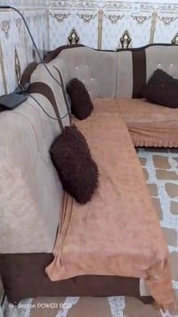 ديوان للبيع السعر 250 العنوان موصل حي القاهره التواصل على الرقم0751153...