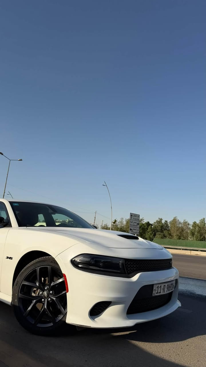 السلام عليكم جارجر 2023 لاست كول اخر نداء و Rt  5700 وكفاله عامه من الصبغ والتبديل وما اعتقد اكو جارجر 2023 بهل نضافه والجداده السياره مواصفاتها معروفه ميحتاج نحجي بيها وحادثه طخه كلش صغيره بالبنيد ورجعت بارد والباقي كله كفاله وحته الدعاميه بلاديه فقط بيها تكحيل ومكانها بغداد الدوره استفسار اكثر : ***********
