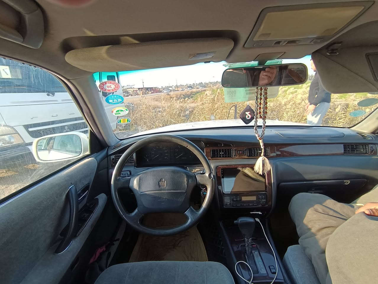 السلام عليكم رأس الثور بسمي مداور ثاني يوم سنويه بعده ماصاقطه مواصفات كشنات كهرباء شاشه كامره جاهزة من كلشي مكينه وكير وتبريد وتايرات وحداديه ستوني مسويه كهربائيات كله شغاله بيه كصتين كصت الجنطه من يم التاير الوره مو من النص السعر 64وبيه مجال قليل مكان نجف ناحيته الحريه ***********
