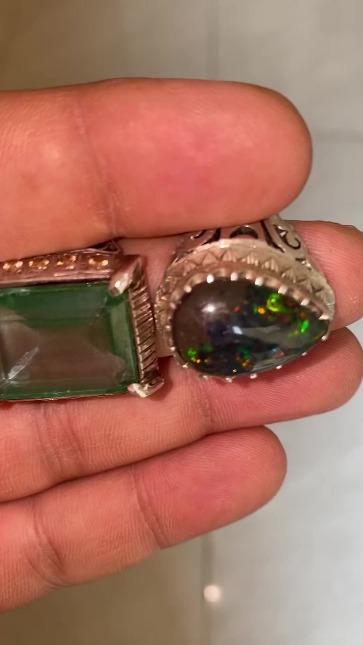 اوبال وزمرد للبيع بغداد


**إذا كنت صاحب هذا الإعلان وتريد حذفه لأي سبب، رجاءا أرسل رسالة إلى الدعم الفني**