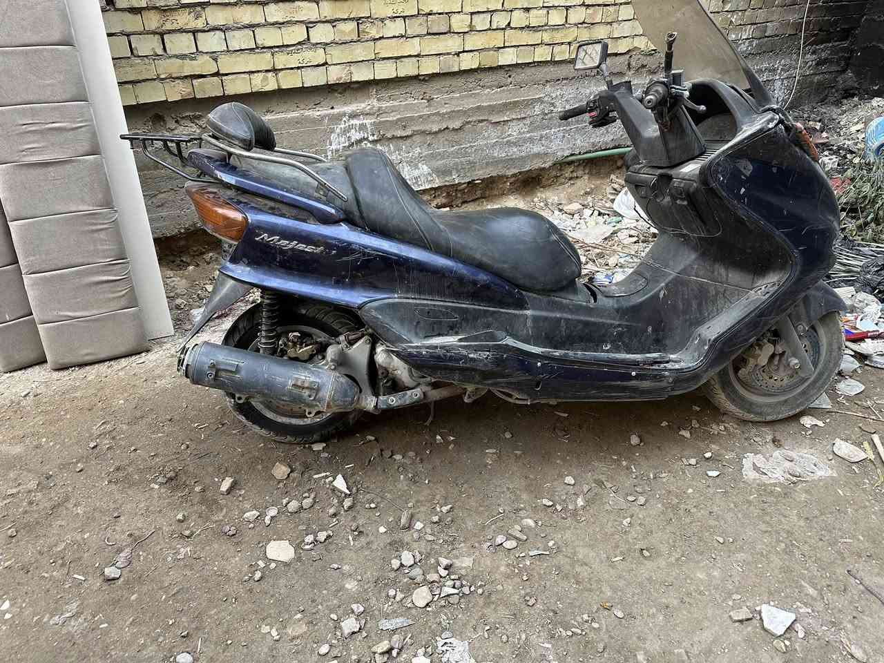 السلام عليكم ورحمة الله وبركاته 
دراجه ماجسته موديل 2010 
الدراجه ابيعه تفصيخ 
العنوان بغداد الدوره 
***********
