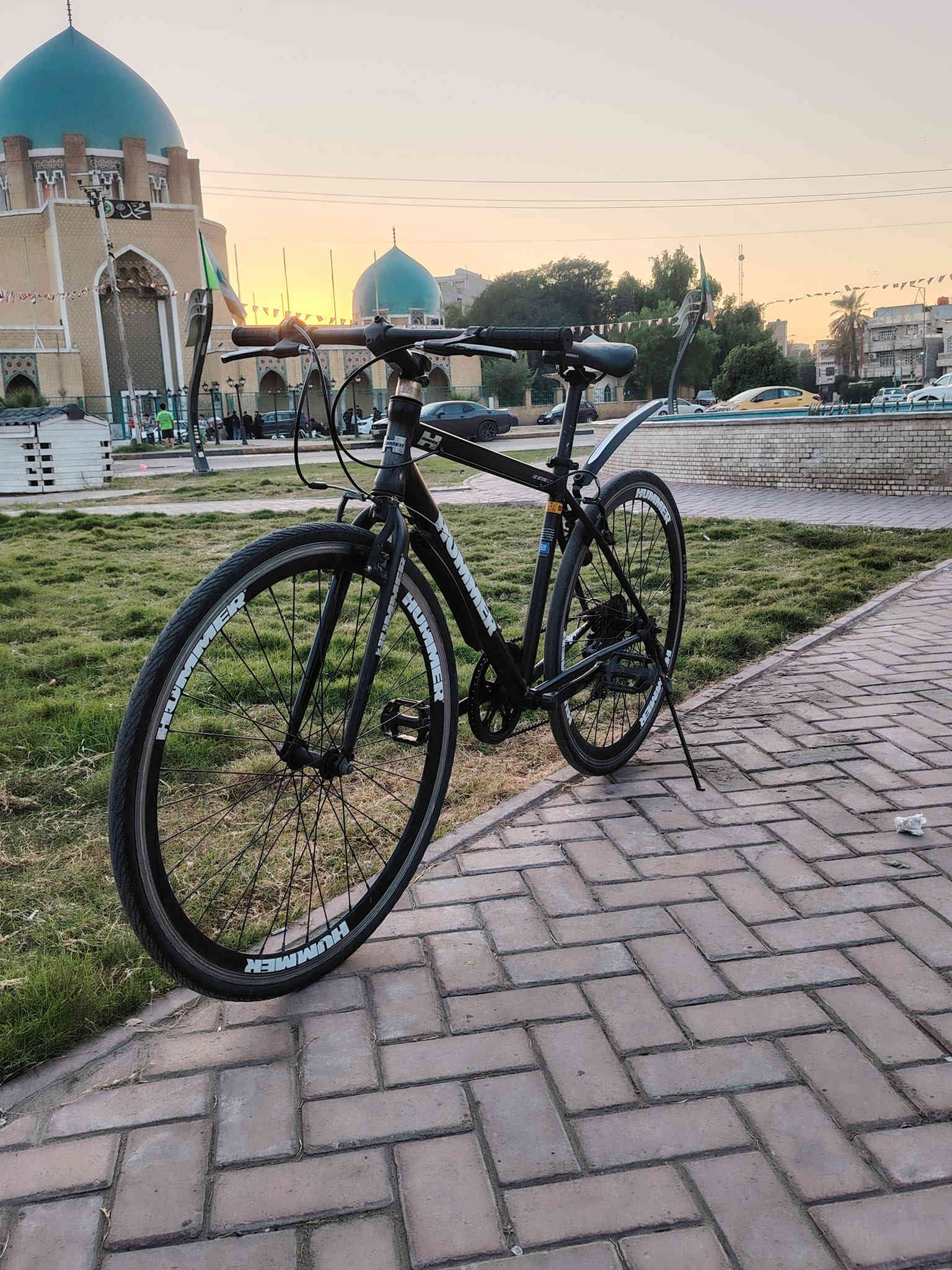 سلام عليكم
للبيع بايك c700 من ماركة (HUMMER) المعروفة 
صنع: امريكي 🇺🇸
لون: مميز اسود
حجم: 28
سستم مكينة: تورني شيمانو
سستم بركات: شيمانو 
بايك صالح: للمسار البعيد
بايك صالح: لطويل القامة 
بايك: كامل مكمل من كلشي
نظافت البايك: مثل ما موضح بل صور  
بركات: بل بكان
مختوم كامل من HUMMER🇺🇸
ويل: اسود طبقتين
(ملاحظة: قفط السرج ثابت قفط بس عالي مثل ما موضح بل صور)   
السعر 125 وبي مجال 
(مكاني: بغداد الاعظمية للي حاب يتواصل وياي ***********)
