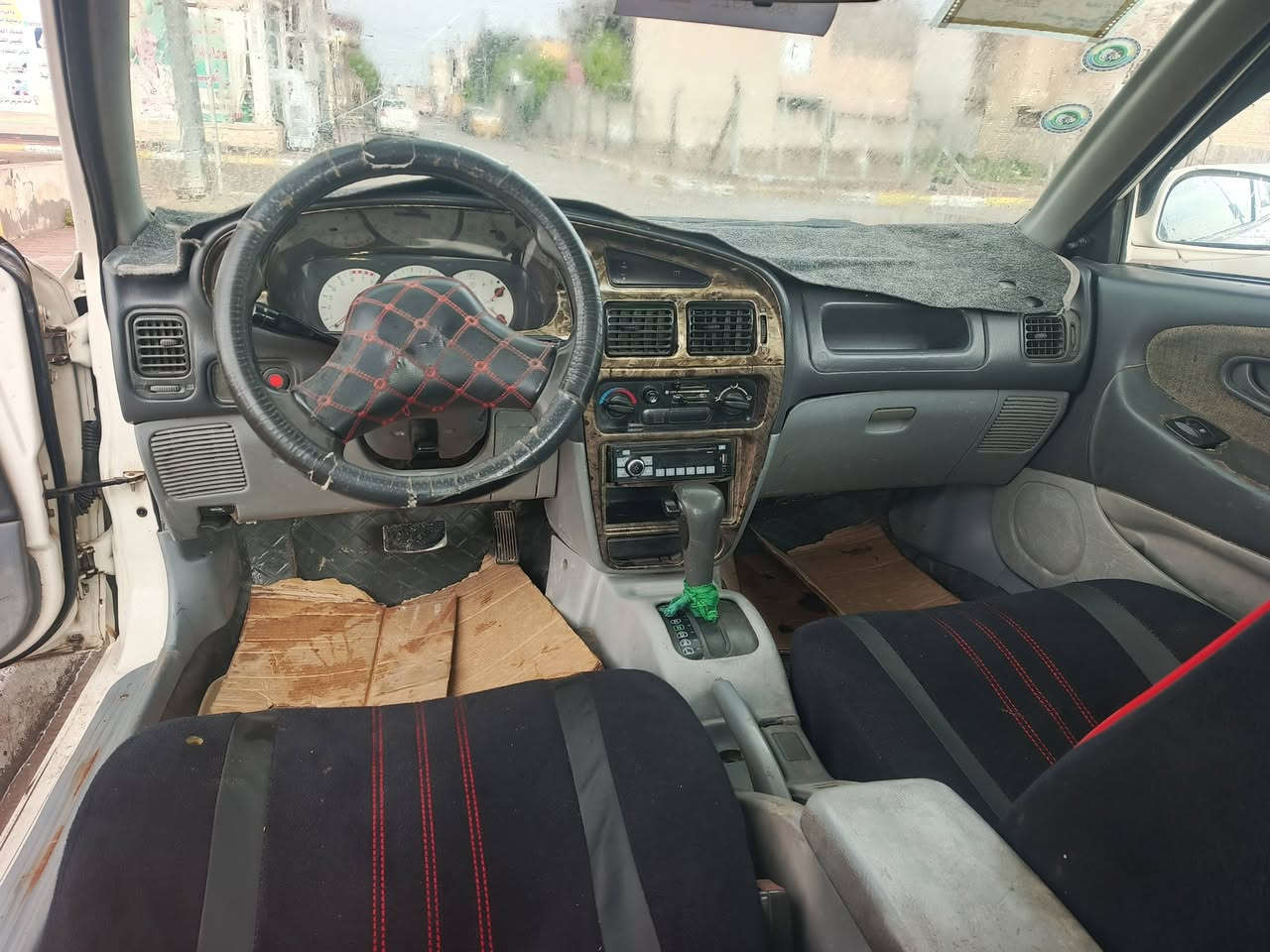 2005
اوتماتيك

بلاديه 

سنويه ل2029

سياره خير من الله 

كير محرك مكفولات

تحويل ثاني يوم.      السعر 50
اتصال ***********
