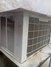 مرخصة صاحب الكروب عندي هذا المكيف حيل نظيف للبيع السعر ٣٠٠بي مجال قليل...