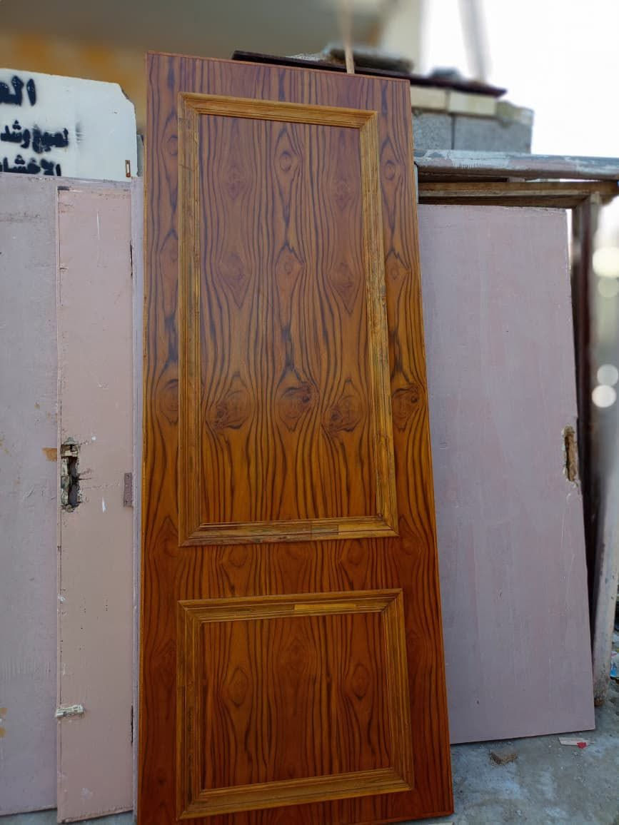 اللهم يديم النعمه ببركة محمد وآل محمد الطاهرين ويرزقنا حلال بحق الحسين الشهيد عليه السلام  ابواب خشب عراقي صاج للاستفسار وتواصل نجارة حاتم العكيلي الأثاث العراقي/***********

