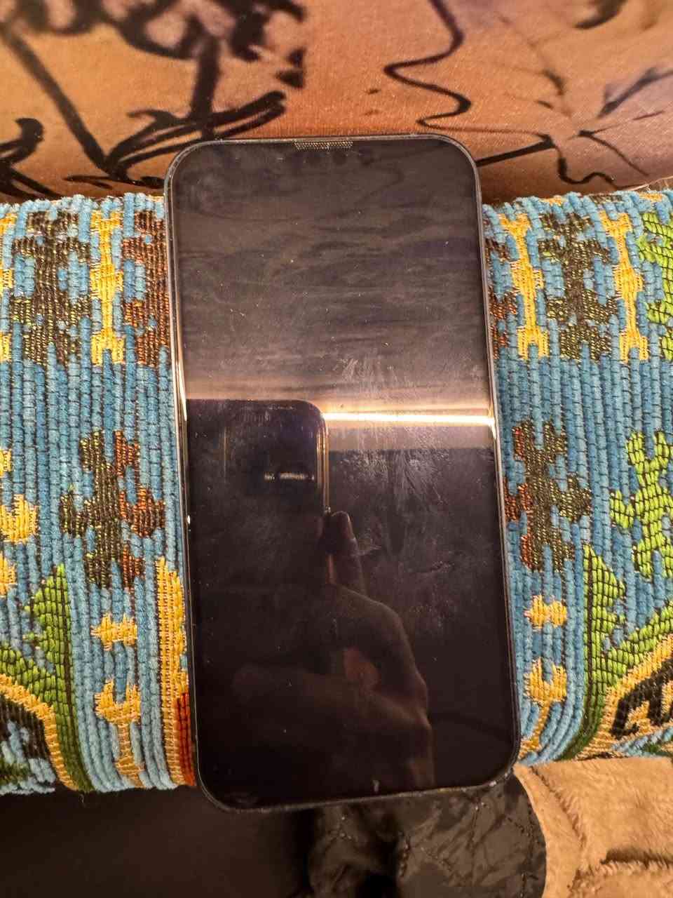 آيفون 13عادي ذاكرة128 لون نيلي مكفول كفالة عامة بطارية83 المكان الشعب قرب صباح الخياط السعر خاص 
*********** السعر 430وبي مجال بصيط
