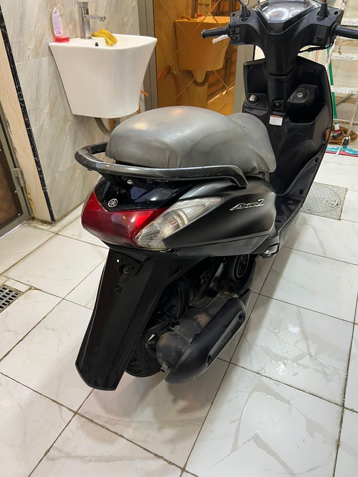 السلام عليكم ،اخوان اكززZ حديث المكينة ناعمة تخبل كهربائيات كاملة تايرات جدد حساس بالأستان العنوان بغداد حي اور قرب سنتر حي اور السعر 500 رقمي ***********.
