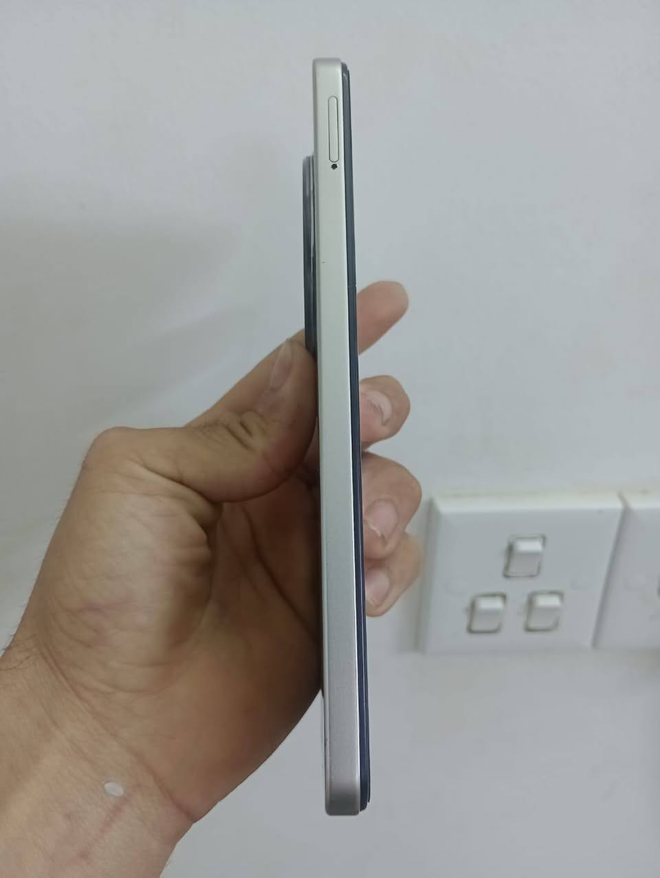 موبايل جديد مستعمل شهر poco c75
ذاكره 256 رام 12 كله شرط شحن تابسي 
للبيع سعر 175 الف وأبيها مجال 
مكاني كركوك فيلق ***********
