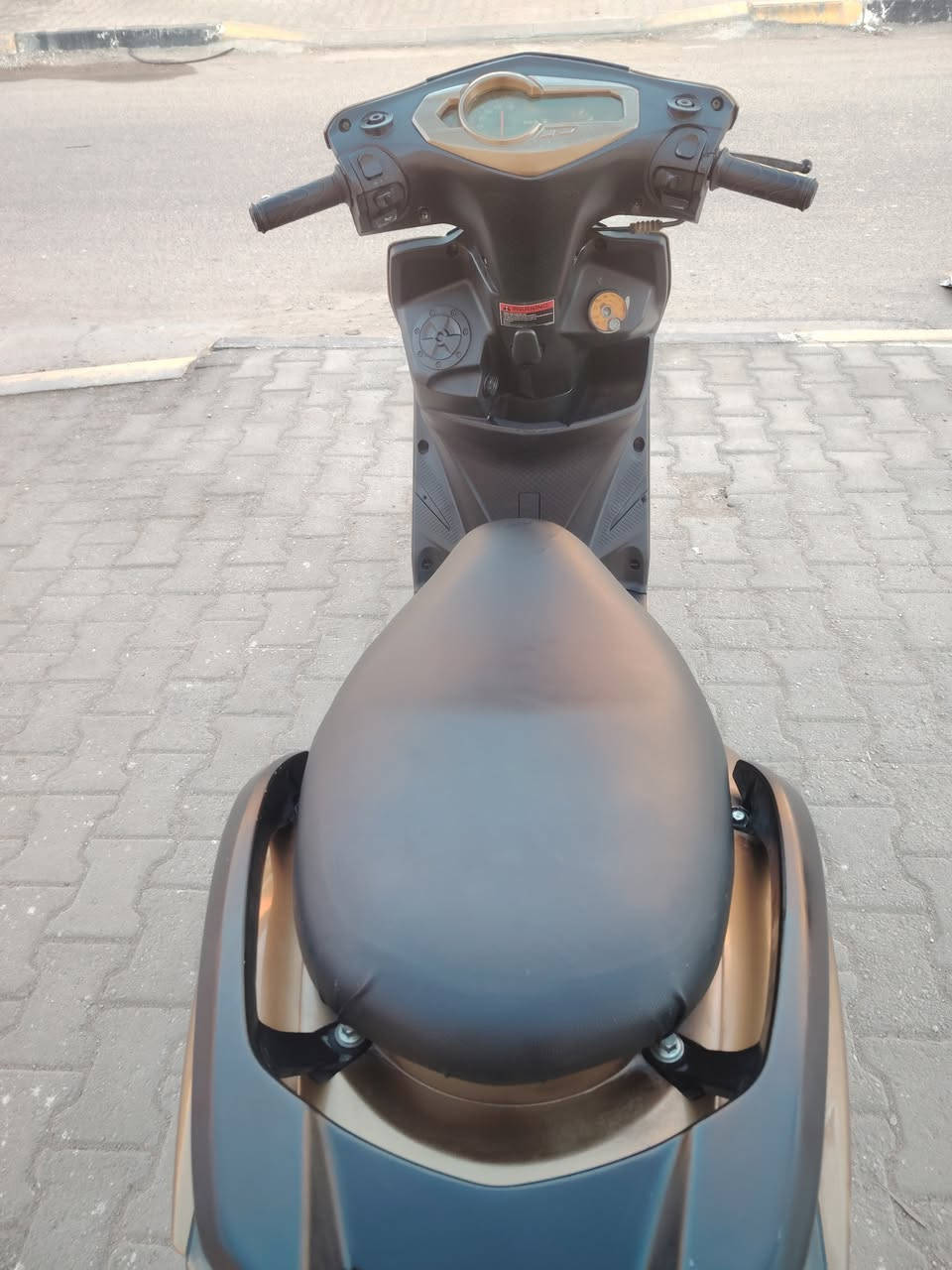 دراجه سكنس ياباني برغي مامفتوح بيهه تاخذه لأي مصلح افحص براحتك *********** شلعه معدل بصمه تشغيل عن بعد دبل اشاره لايتات سلف ماناقصه اي شي سعرهه 425 بيه مجال
