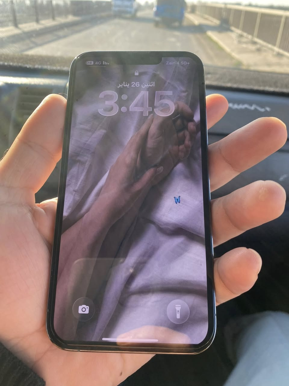 السلام عليكم ايفون 13برو الجهاز مكفول كفاله عامه حته من الخدش اذا لكيت بيه خدش تاخذه بلاش السعر خاص

***********
