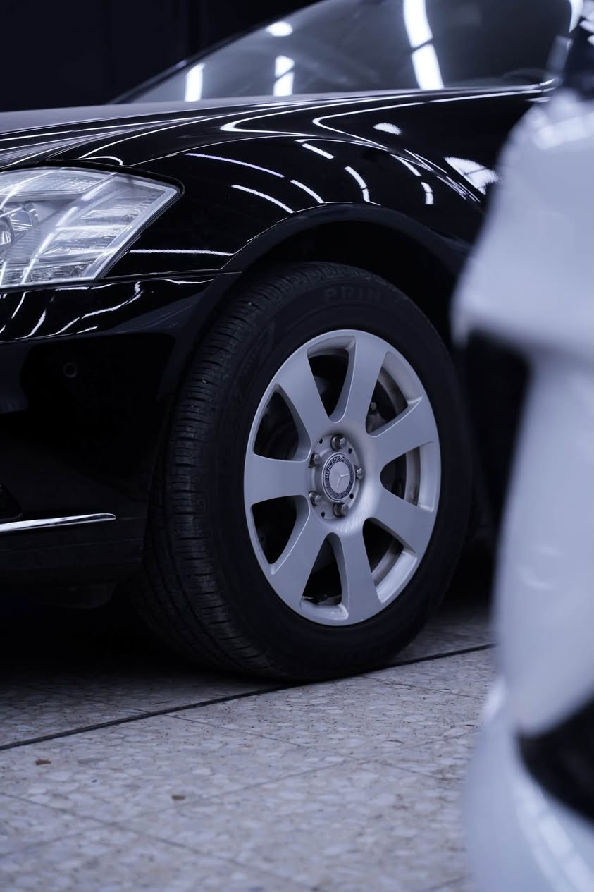 مارسيدس S350
موديل 2009
مكفولة كفالة عامة من حادث وصبغ و اي شي 
ممشا 66000 كيلو متر فقط
فول مواصفات معروفة مواصفات ال S ب هاذا الموديل 
رقم اربيل با اسمي تحويل مباشر
مغلفة كامل PPF ضمان 5 سنوات
.
السعر 28 وبيها مجال بسيط
***********
***********
سبب البيع عندي غير سيارة وماعندي مكان لهيج قطعة
