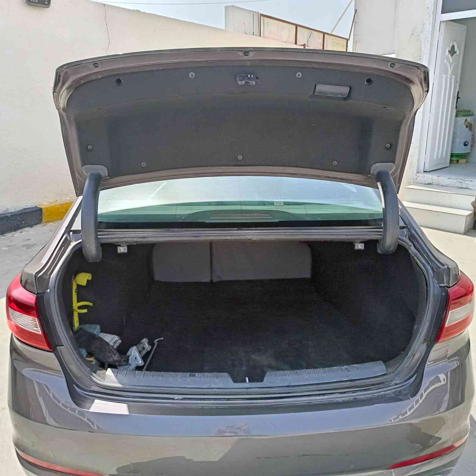 سوناتا ٢٠١٦ وارد
للبيع
١٢٠ ورقة
***********
